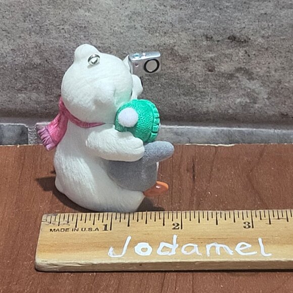 Hallmark Snap Happy Friends Snowball and  Tuxedo 2011 Christmas Ornament - Picture 10 of 12